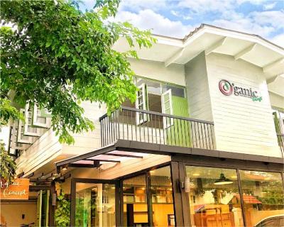 O'ganic Concept ARI has launched a new health concept café in Ari District